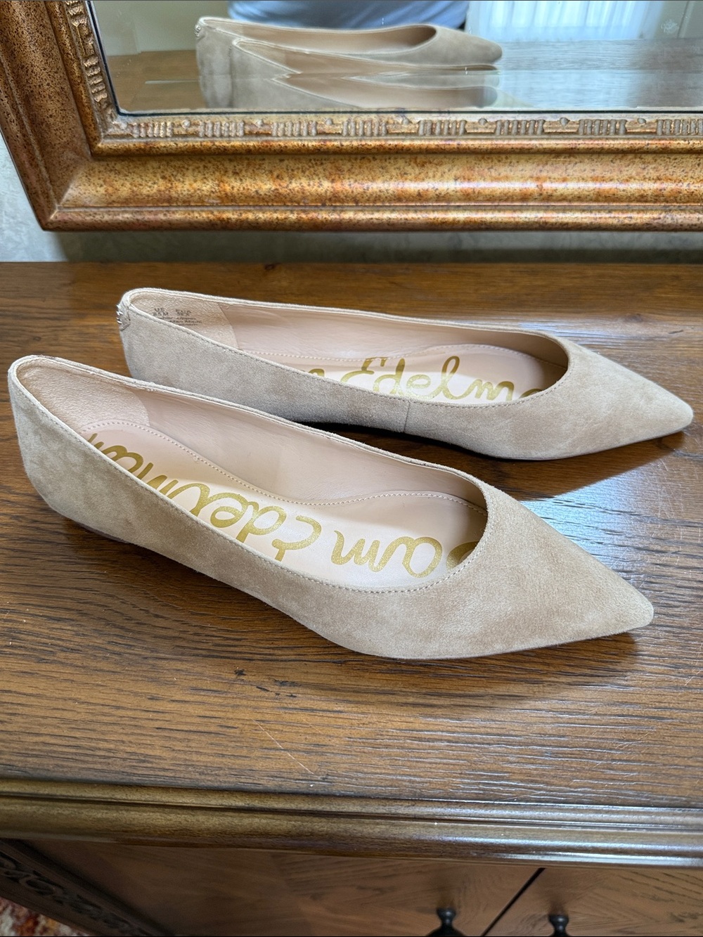 New without paper tag. Sam Edelman Sally Oatmeal Suede Pointed Toe Flats. 8 1/2. - Picture 4 of 11